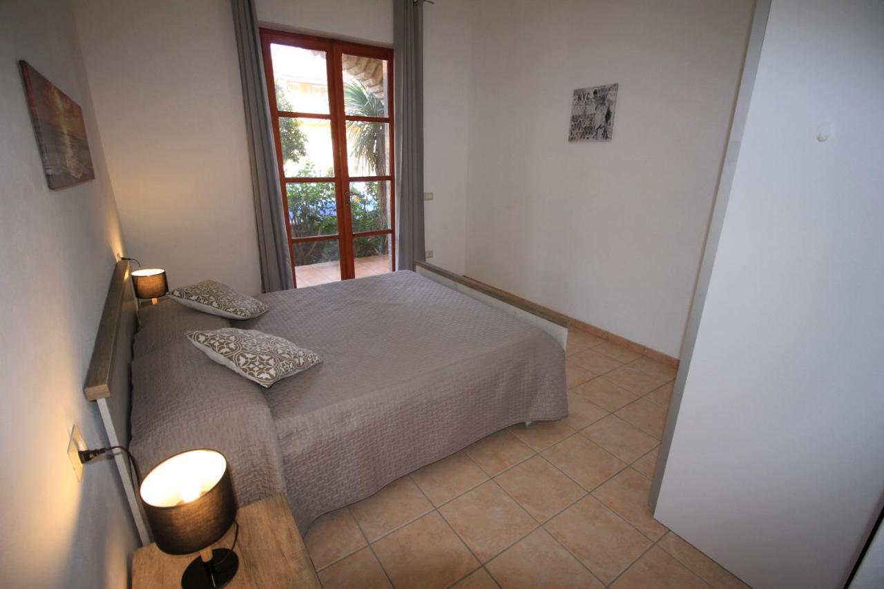 Appartamenti Villa Elisa ボーザ エクステリア 写真